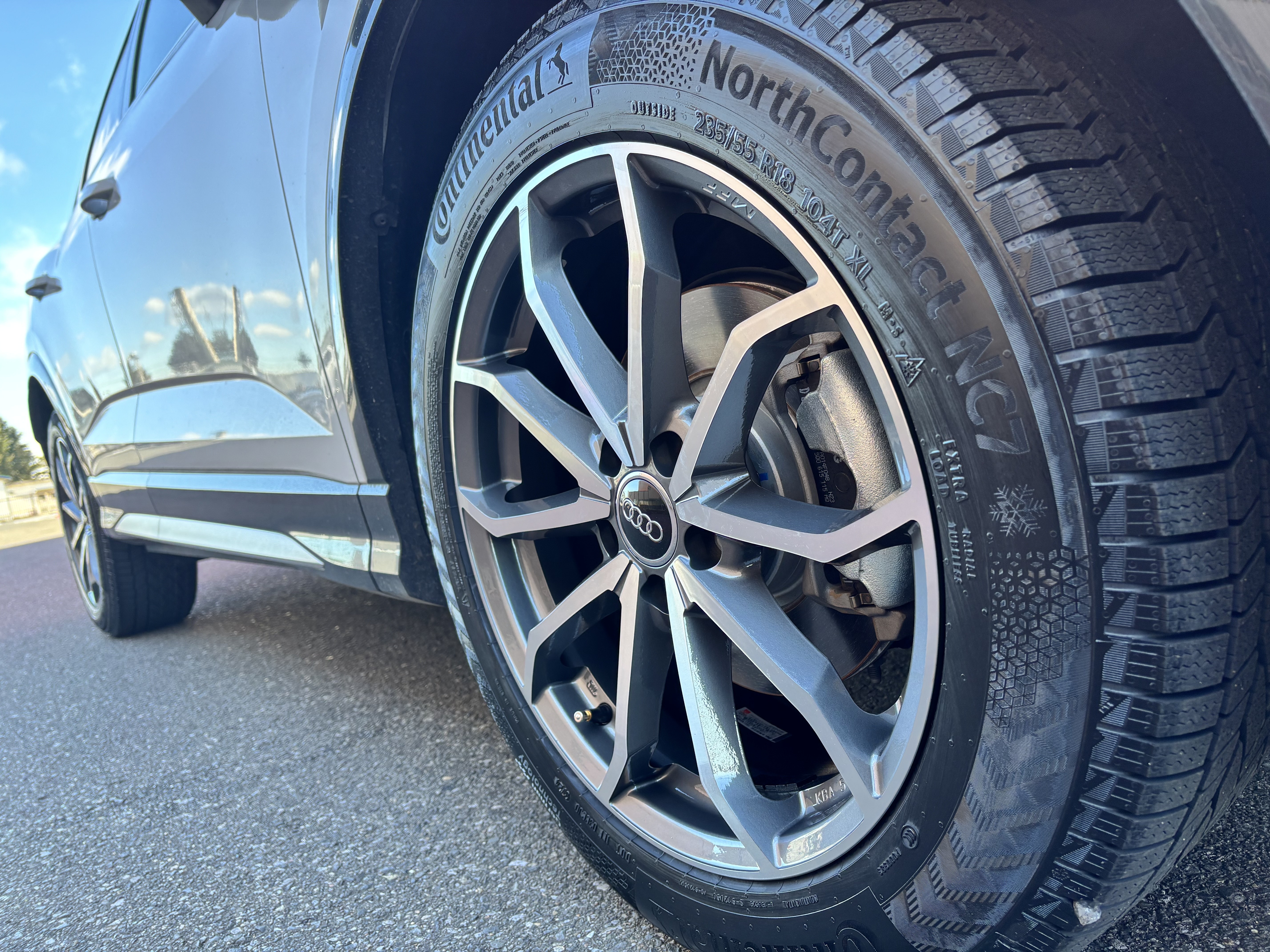 マイブラザーの新車納車後のAudi Q3 Sportback dynamic editionに